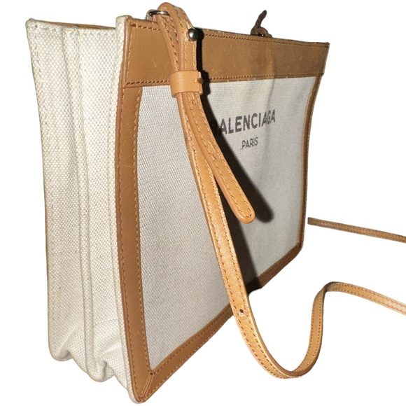 Balenciaga The Navy Vintage Pochette W/ COA - Picture 5 of 13